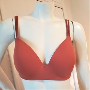 Victoria's Secret T-Shirt Lightly Lined Wireless Bra Size 38C Rust Rose